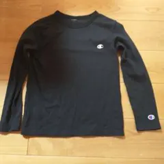 Champion 黒 長袖カットソー　140センチ