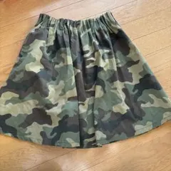 スカート　迷彩柄