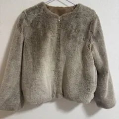 【美品】レディース　フェイクファー　アウター　ジャケット