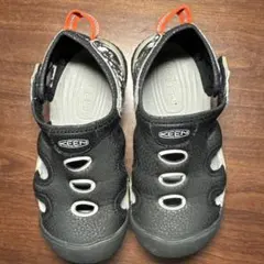 KEEN キーン キッズ サンダル ブラック アウトドア 水陸両用18.5cm