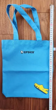 crocs トートバッグ 青 イラスト付きのサムネイル