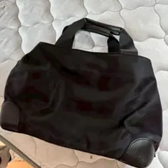 TOMMY HILFIGER ブラックトートバッグ