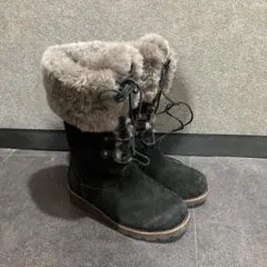 UGG黒いファー付きムートンブーツ