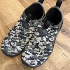 SUPER GRIP 迷彩 スリッポンシューズ 22.0cm