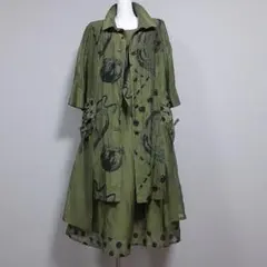 A18761 未使用 ジェニーギャルソン 配色切替刺繍花柄シャツコート 青系44 A18761 未使用 ジェニーギャルソン 配色切替刺繍花柄シャツコート 青系