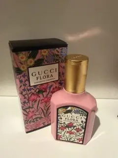 GUCCI Flora Gorgeous Gardenia 30mlのサムネイル