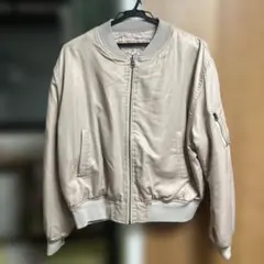 薄いピンク　フリース風 ボンバージャケット