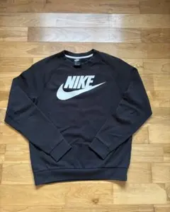 (大特価‼️)Nike ナイキ 刺繍ロゴ スウェット 黒