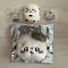 ちいかわ ラッコ ぬいぐるみバッチ・アクリルチャームセット