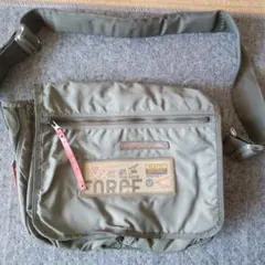 Item thumbnail for item 2d2ae2d4-698f-4fe6-8924-df1420b1f665