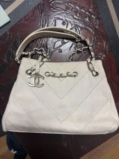CHANEL ショルダーバッグ