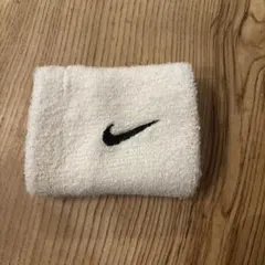 ナイキ リストバンド ホワイト