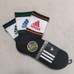 【新品未使用】adidas　ソックス　3足セット　23〜25cm