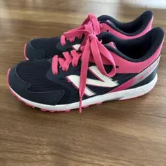 ⭐︎ニューバランス⭐︎新品未使用⭐︎ハンゾー　キッズスニーカー19cm
