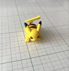 ポケモン　ピカチュウ　ガチャガチャ　カプセルトイ