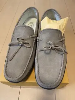 TOD'S ベージュ モカシン 10