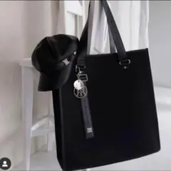 Riu Principal logo tote bag ブラック Rちゃん 2026年最新】riu トートバッグ rちゃんの人気アイテム - メルカリ