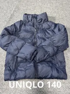 ネイビー 中綿コート ユニクロ