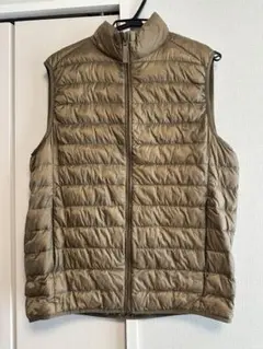UNIQLO ダウンベスト　ベージュ