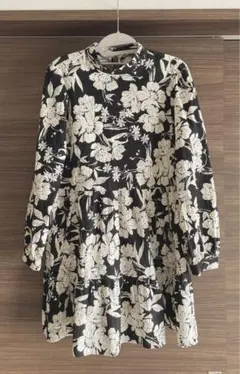 zara 長袖シャツワンピース モノトーン花柄　M