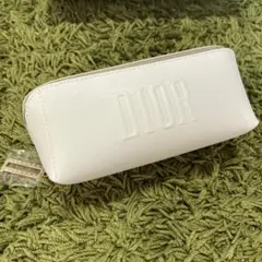 ディオール Dior ノベルティ スクエア ポーチ レザー調　白　ホワイト