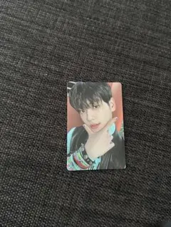 TXT FIGHT OR ESCAPE スビン　トレカ