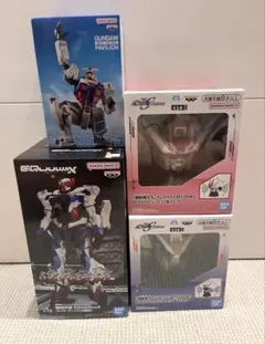 Gundam figure, speaker, and other 4-piece set