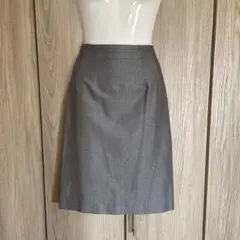 ナラカミーチェ　グレー 膝丈スカート　ストレッチ