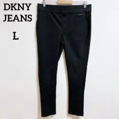 Item thumbnail for item e963ccc7-7d50-4ef5-b630-7c2cdc75c3b3