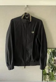 Fred Perry ブラック ナイロンジャケット