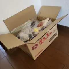 多色 ボタン 大量 アンティーク レトロ パーツ 赤 青 ピンク 白 金 銀