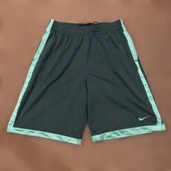 NIKE BASKETBALL ショートパンツ Lサイズのサムネイル