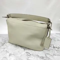 Item thumbnail for item d01208e1-c67f-4d8b-9aaa-d8ad300723ae