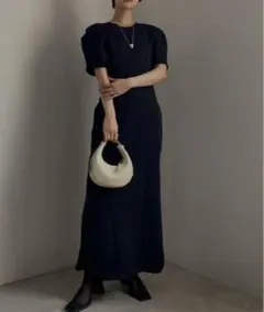 桐谷美玲 × AMERI TULIP SLEEVE I LINE DRESS S - メルカリ