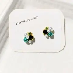P-114　ハンドメイド☆ビジューピアス／イヤリング