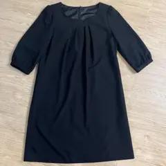 オフオン　黒い七分袖ワンピース　膝丈