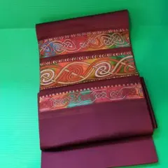 名古屋帯　幾何学模様　アンティーク着物　美品　ワインレッド