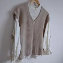 3回使用 ショコラフィネローブ ベージュ Vネック ニットベスト トップス