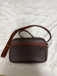 最終値下げ【SAINT LAURENT】モノグラム　カメラバッグのサムネイル