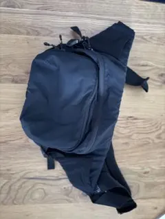 POLBAN MORE ポルバンモア スリングシート ブラック