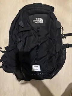 THE NORTH FACE HOT SHOT バックパック ブラックのサムネイル