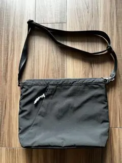deuxC ショルダーバッグ　黒のサムネイル