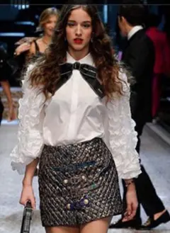 【新品同様】Dolce&Gabbana 18AW フリル袖ブラウスのサムネイル