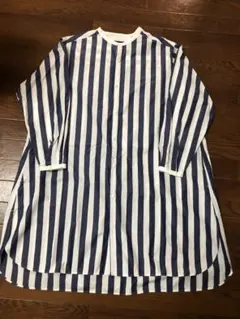 シャツワンピース　ストライプ柄