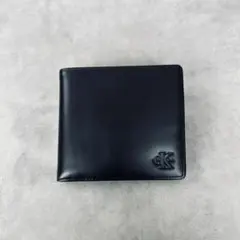 Calvin Klein エンボスロゴ　レザー二つ折り財布　コンパクトウォレット