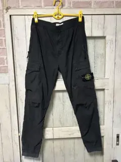 ろ*じ様 STONE ISLAND カーゴパンツ ブラック W30 - メルカリ