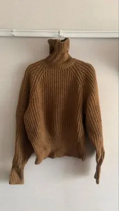 UNIQLO U ブラウン タートルネックセーター　M