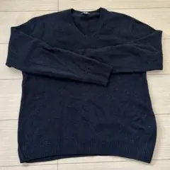 ユニクロ　Ｖネックニット　ネイビー