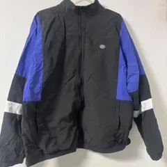 ナイロンジャケット 黒/青/白 スポーツ