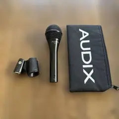 AUDIX OM 6 ダイナミックマイク 本体と付属品